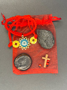 Amulet for Protection/ Amuleto para Protección